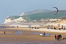 Kite surfer on the beach of Wissant, Pas-de-Calais -8041.jpg