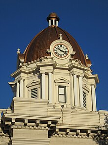 Tupelo MS Court house clock tower.JPG