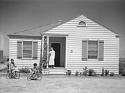 Einfamilienhaus mit Familie in Wichita Gardens (1936)