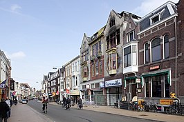 De Oude Ebbingestraat in noordelijke richting,het pand rechts vlak na een brand (2010)