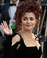 Helena Bonham Carter interpreta la principessa Margaret nella terza e nella quarta stagione.