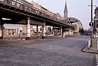 Skalitzer Straße mit U-Bahnhof Görlitzer Bahnhof