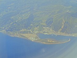 大湊飛行場を東南訪から空撮（2019年）