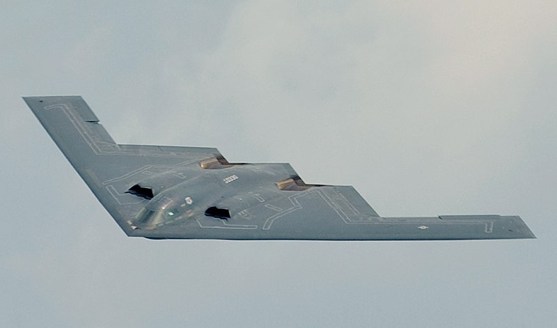 File:A B-2 flies over Shreveport (cropped).jpg