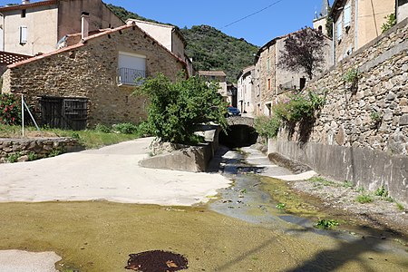 rivière Les Salles (France), photo, June 22, ... a dry begin of summer 2018 in Europe