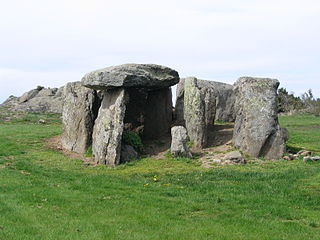 Dolmen de la grotta view 1