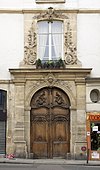 Porta rococò in rue Monsieur-le-Prince (Parigi)