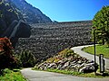 Barrage de Takase, réservoir supérieur de la centrale de Shin-Takasegawa (1 100 MW).