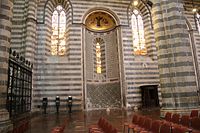 Orvieto Cathedral, traverse view