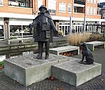 Sculpture of a pedlar