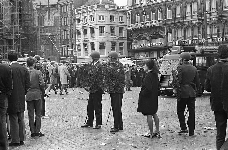 File:Demonstratie in Amsterdam, Bestanddeelnr 920-2907.jpg