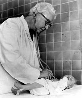 Virginia Apgar aan het werk