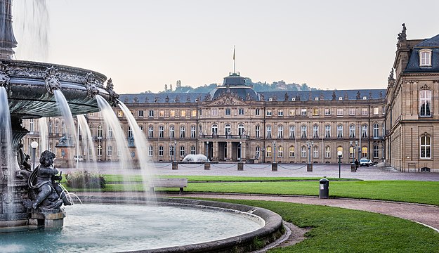 Neues Schloss, Schlossplatzspringbrunnen (Schlossplatz, Stuttgart).