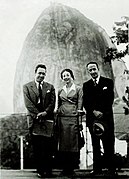 Albert Camus, Maria da Saudade Cortesão e Murilo Mendes, no Rio de Janeiro em 1949.jpg