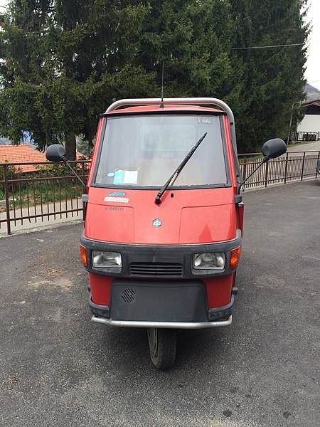 File:Ape Piaggio 01.jpg