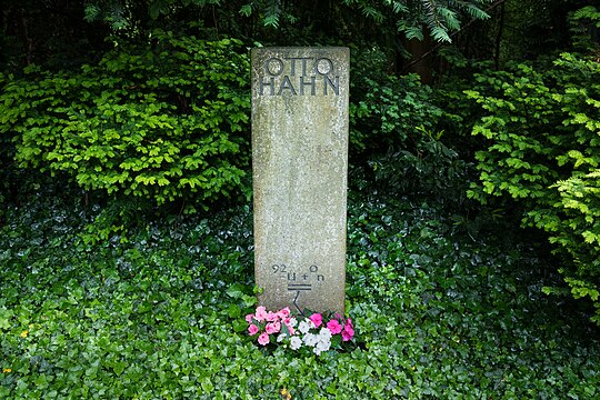 Grave and tombstone of Otto Hahn at the historic city cemetery (Stadtfriedhof) in Göttingen, Germany.