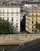 Quai de Béthune au niveau de la rue de Bretonvillers.