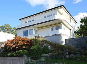 Funkisvilla, Aluddsvägen 12, arkitekt Georg Lindberg (byggår 1936).