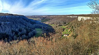 La reculée de Norvaux vue depuis le belvédère.