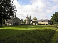 Le château de la Haye-Saint-Hilaire.