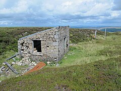 Shooting cabin on Killhope Law (2) - geograph.org.uk - 5060971.jpg