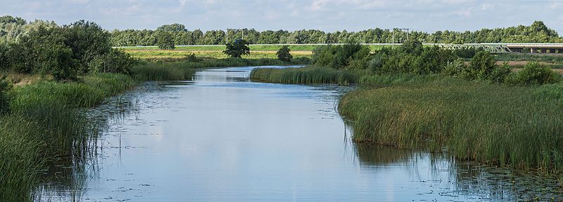 File:Locatie, Lendevallei. Zicht op de Lende 02.jpg