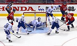 Capitals-Maple Leafs (34075134291)