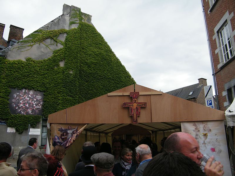 File:Chapelle pour l'enterrement de l’Arsouille.jpg