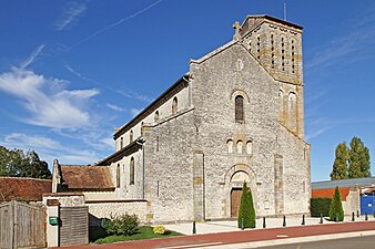 dans l'esprit des églises de la Brie…