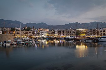 Vue sur le port.