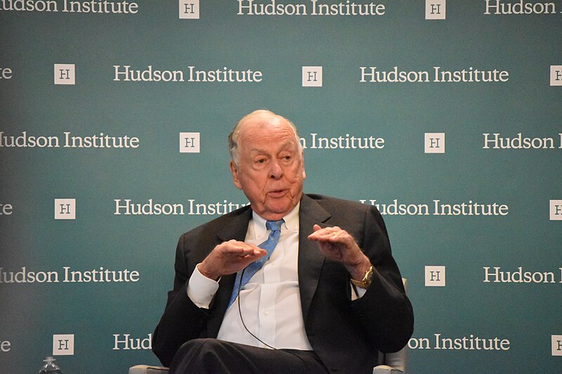 File:T. Boone Pickens discusses the impact of shale natural gas on the American economy at the Hudson Institute on 6 April 2016 - 32.jpg