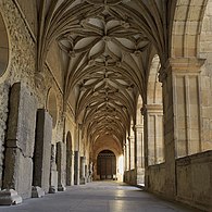 Claustro de la colegiata