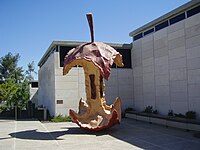 Apple Core (1992), The Israel Museum, Gerusalemme, Israele