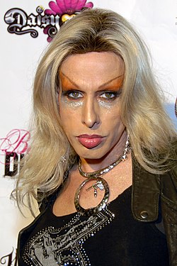 Alexis Arquette vid VH1:s Daisy of Love (2009).