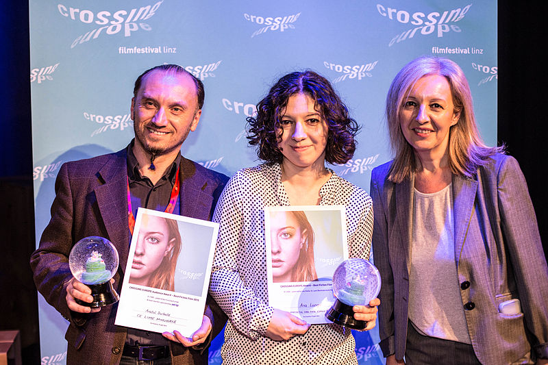 File:Crossing Europe 2015 - award ceremony (16673482803).jpg