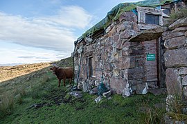 Ivors Bothy - geograph.org.uk - 3671524.jpg