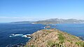 Photo prise à partir du phare des Sanguinaires. On aperçoit la tour de la Parata au fond