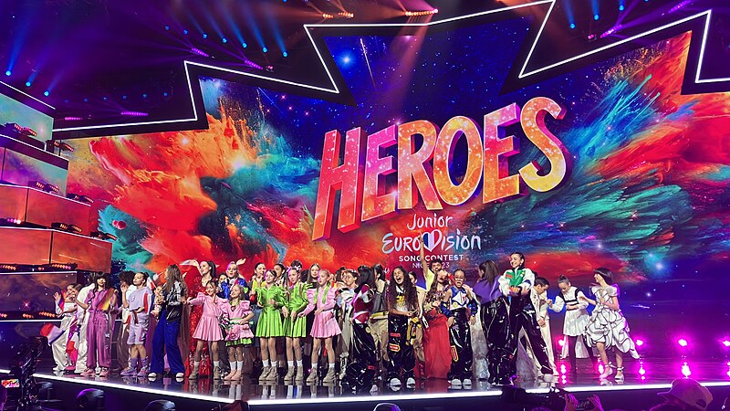 File:Participants-stage-jesc23.jpg