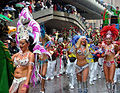 English: Samba dancers at the Helsinki Samba Carnival 2004. Français : Danseurs de samba au carnaval de samba d'Helsinki en 2004.