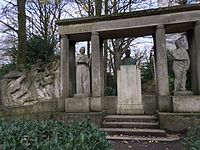 Monument Jean et Pierre Carsoel Œuvre de Joseph Witterwulghe[2] (1883-1967)