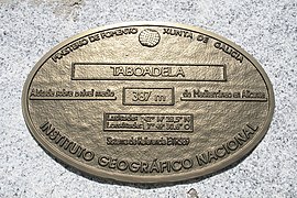 Placa altimétrica no concello de Taboadela.jpg