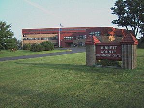 Das Burnett County Government Center in der Town of Meenon