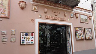 Bottega della ceramica - panoramio (1).jpg