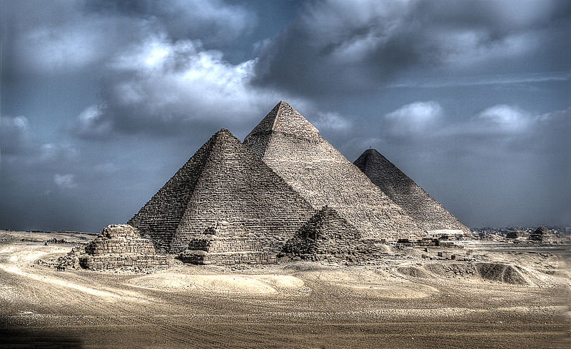 File:Giza Necropolis.jpg