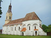 Biserica fortificată din Dacia Reprezentare istorică a fortificaţiei şi a bisericii