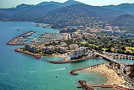 Bord de mer, Mandelieu-la-Napoule.