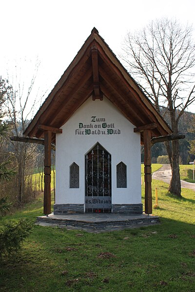 File:Magdalensberg - Hubertuskapelle.jpg