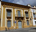 Casa de las Columnas, en su lado que da a la calle Pureza.