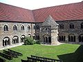 Križni hodnik in vodnjak samostana Naše ljube gospe, Magdeburg, Nemčija.