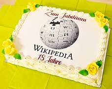 Geburtstagstorte Wikipedia wird achtzehn-8.jpg